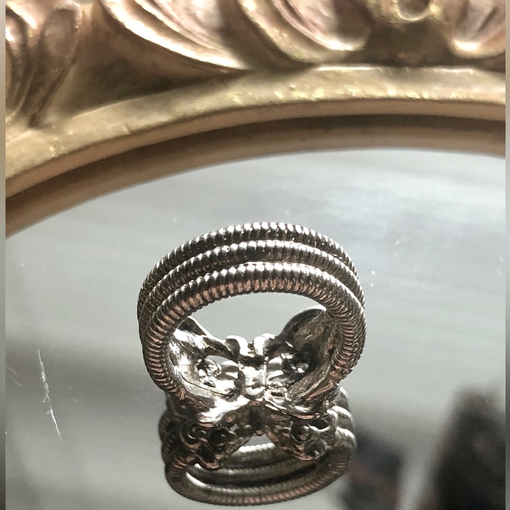 Silver Butterfly Ring - Picture 7 of 10